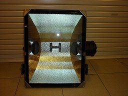Lampu Sorot HPIT 1000W MVF 480